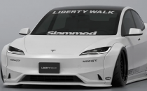 LibertyWalk将宽体套件安装到Model3上看起来比想象中还要奇怪