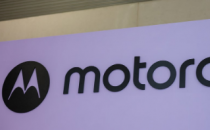 摩托罗拉宣布为所有即将推出的2024年Moto手机配备大猩猩玻璃